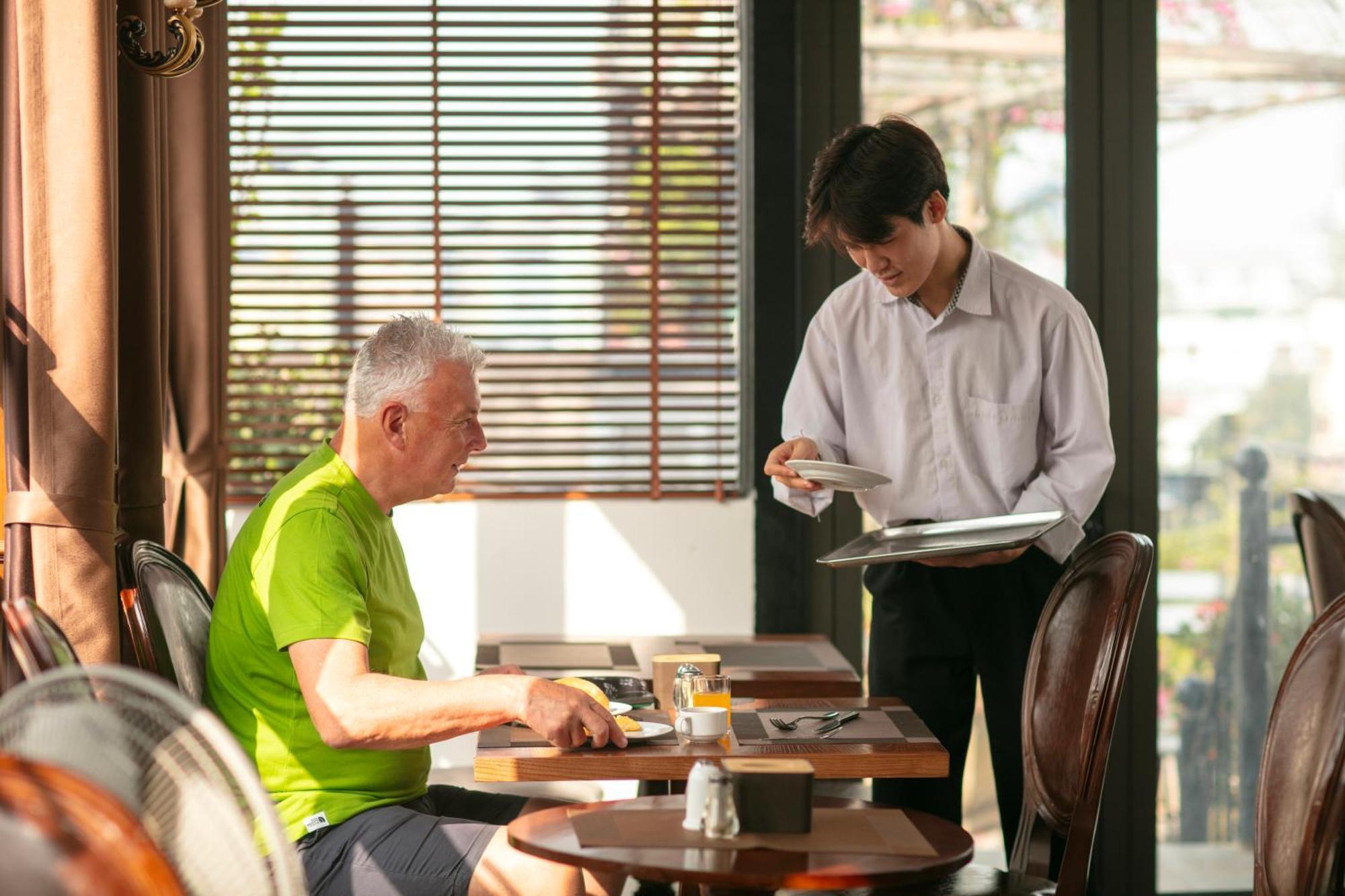 Trangtrang Luxury Hotel Hanoi Zewnętrze zdjęcie